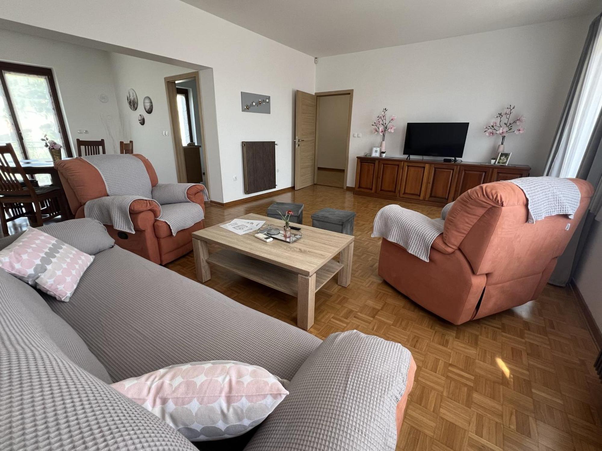 Magnolia Apartments Изола Екстериор снимка
